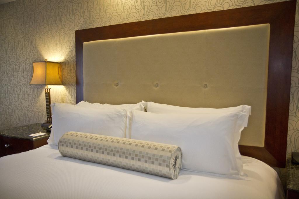 Town & Country Inn And Suites Charleston Ngoại thất bức ảnh