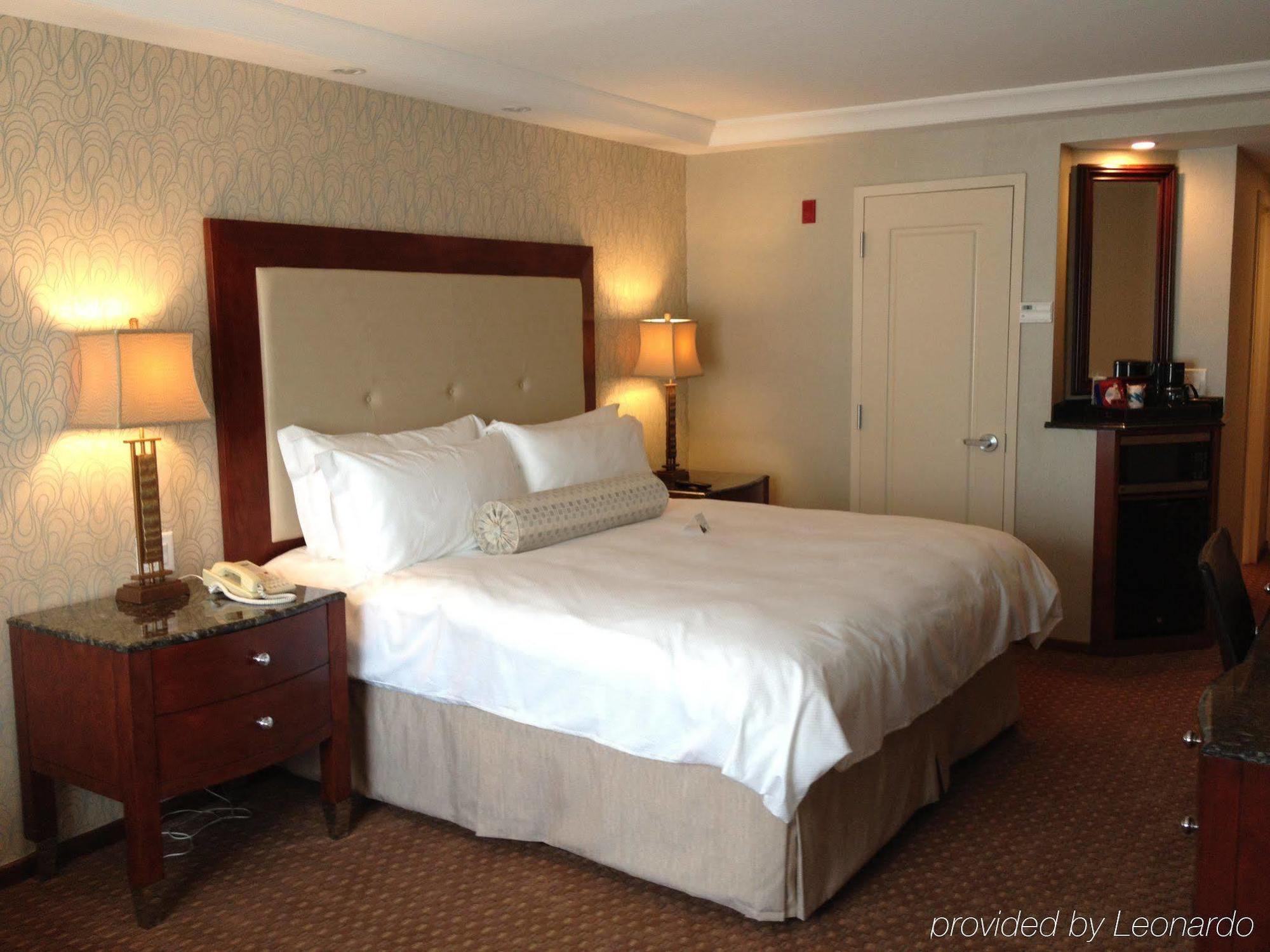 Town & Country Inn And Suites Charleston Phòng bức ảnh