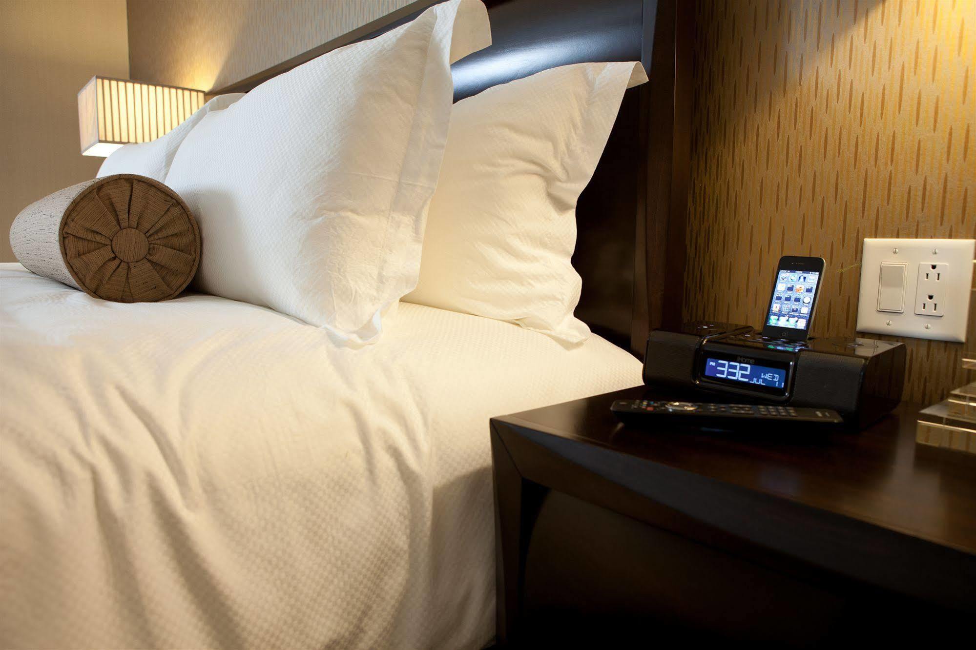 Town & Country Inn And Suites Charleston Ngoại thất bức ảnh