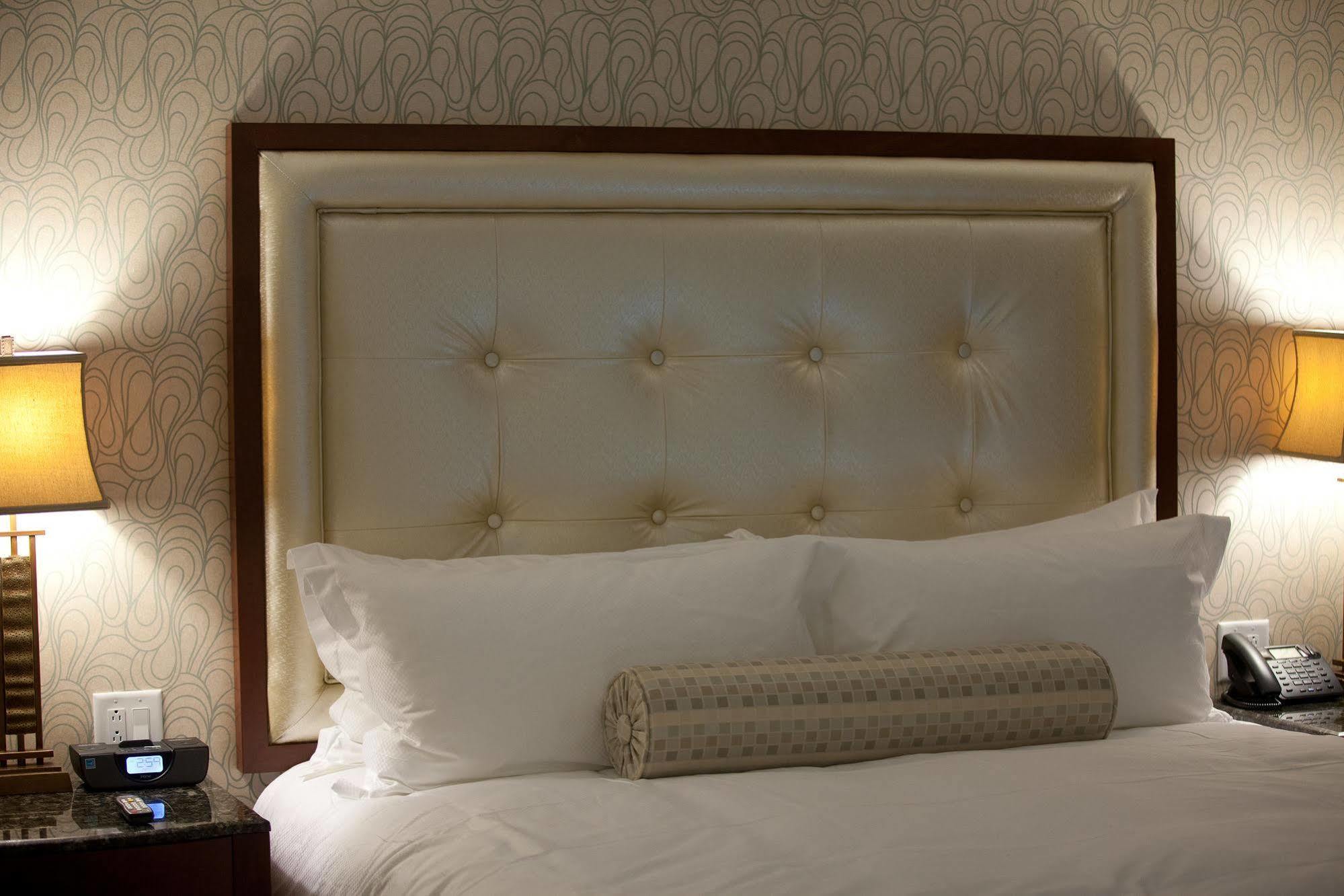 Town & Country Inn And Suites Charleston Ngoại thất bức ảnh