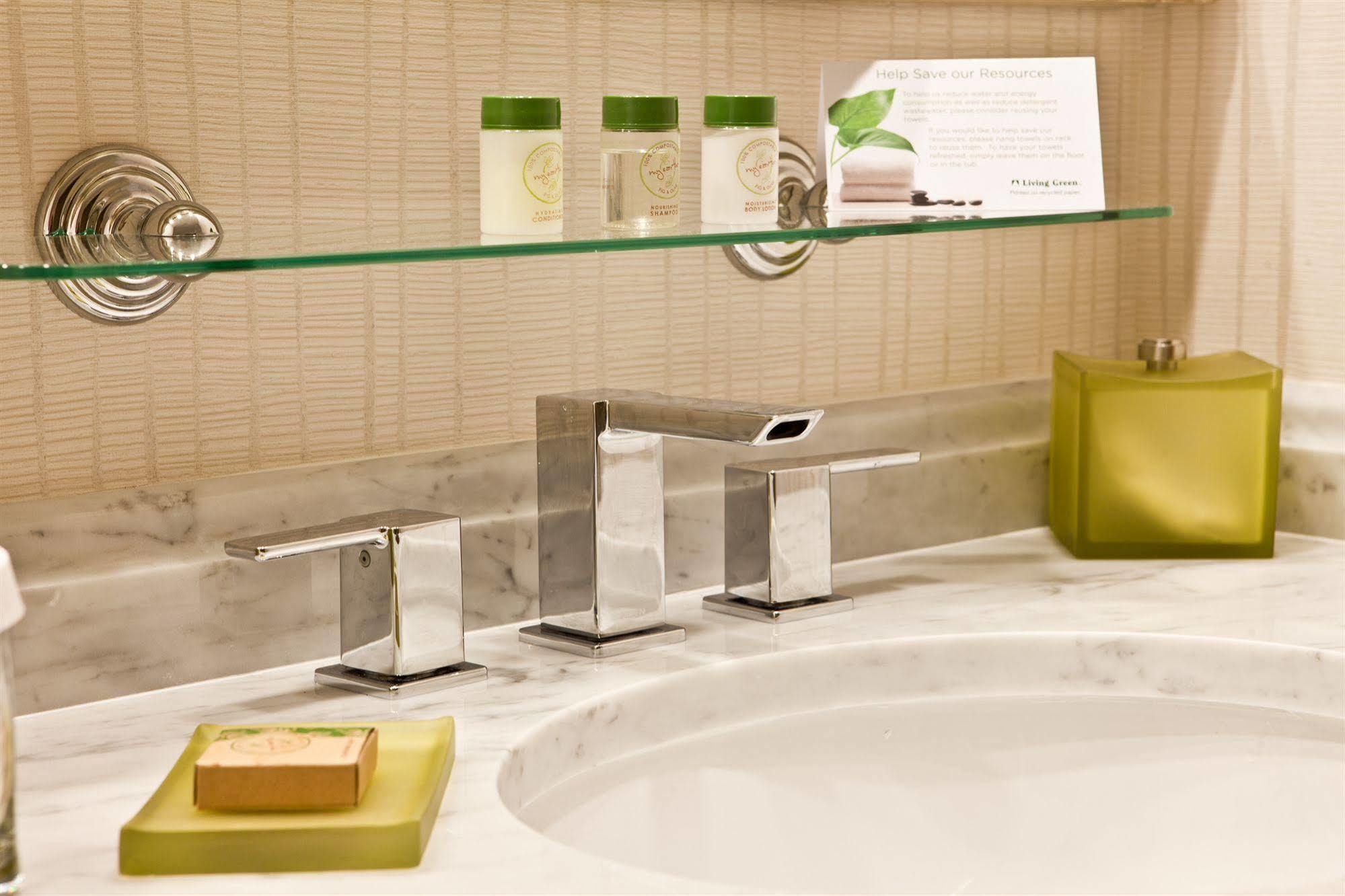 Town & Country Inn And Suites Charleston Ngoại thất bức ảnh