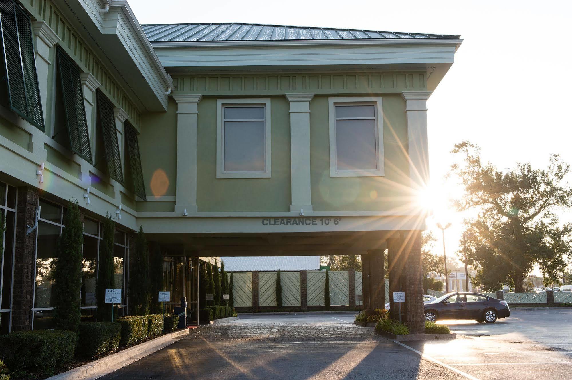 Town & Country Inn And Suites Charleston Ngoại thất bức ảnh